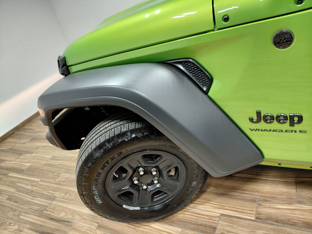 Used 2025 Jeep Wrangler Unlimited Sport AWD/4WD image 15