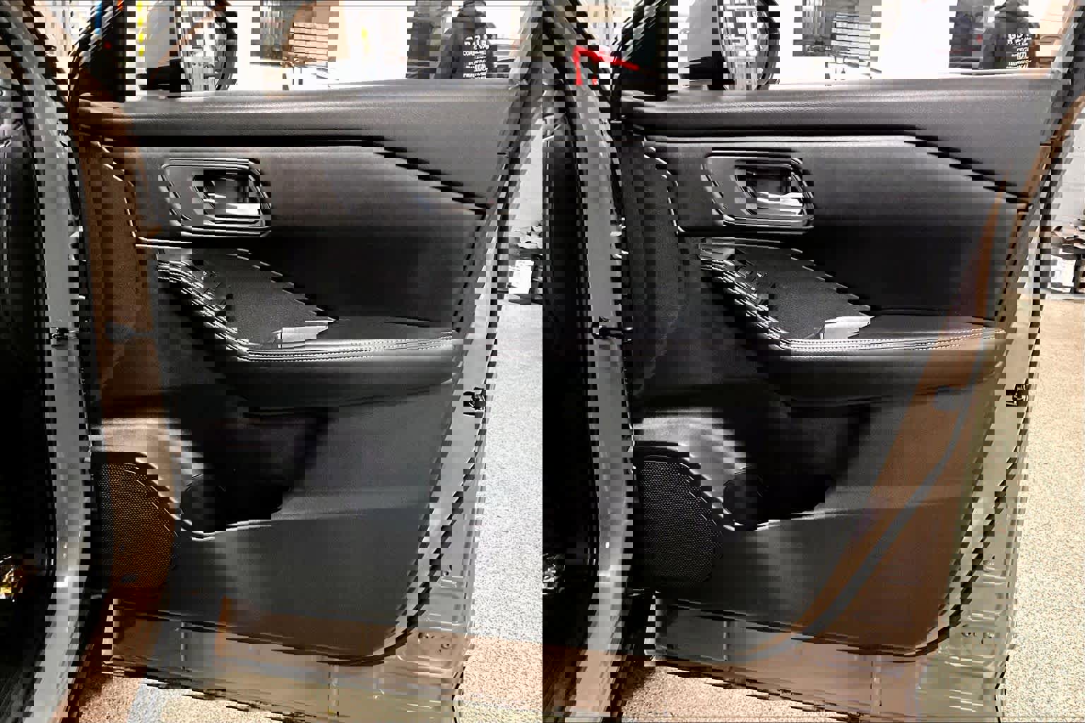 Used 2024 Nissan Rogue SV image 21