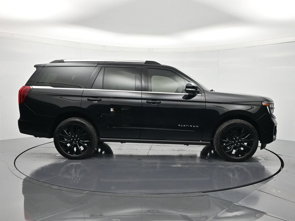 New 2026 Ford Expedition Platinum w/ Driver's Package AWD/4WD image 4