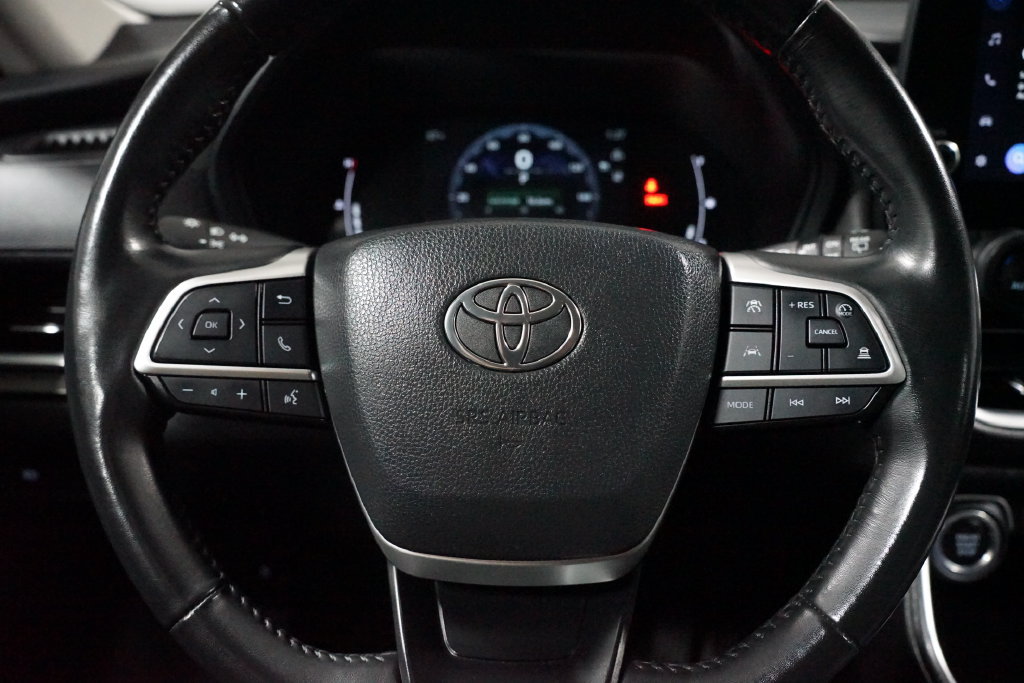 Certified 2024 Toyota Grand Highlander AWD image 12