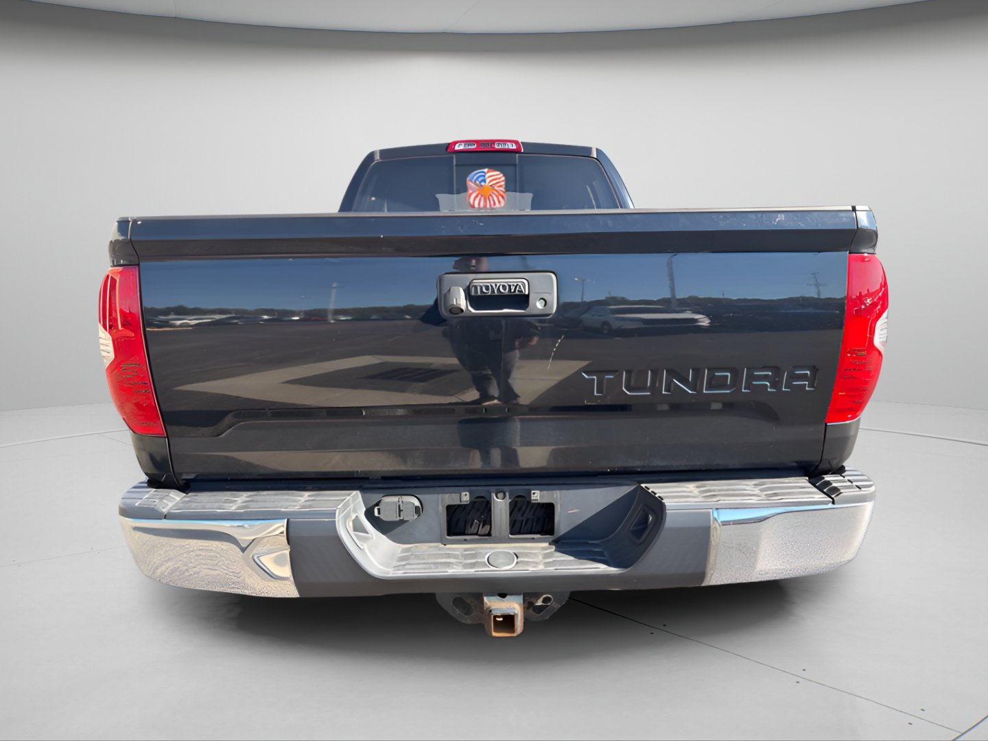 Used 2019 Toyota Tundra SR5 w/ TRD Off Road Package AWD/4WD image 12