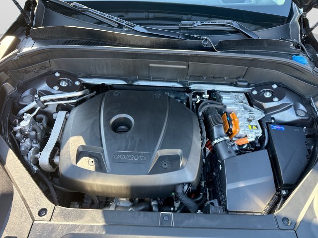 Certified 2024 Volvo XC90 T8 Ultimate w/ Lounge Package AWD/4WD image 22