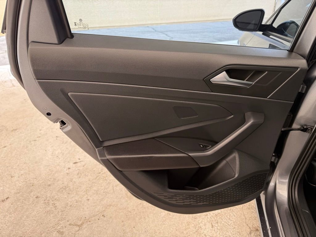 Used 2023 Volkswagen Jetta Sport image 19