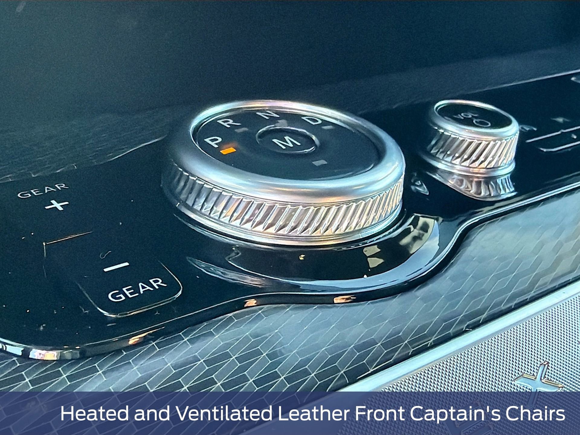 New 2026 Ford Expedition Platinum w/ Stealth Appearance Package image 24