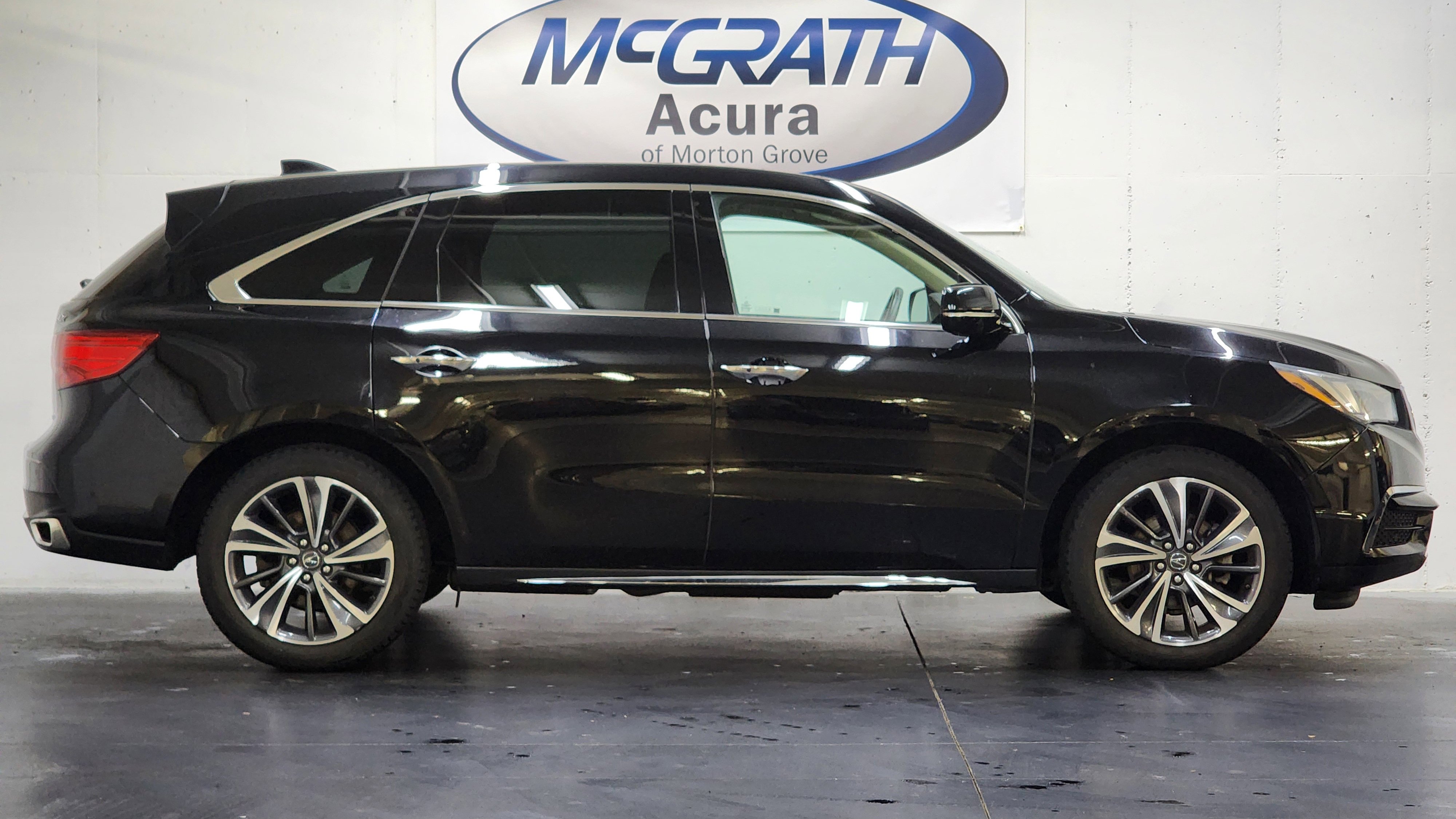 Used 2019 Acura MDX w/ Technology & Entertainment image 3