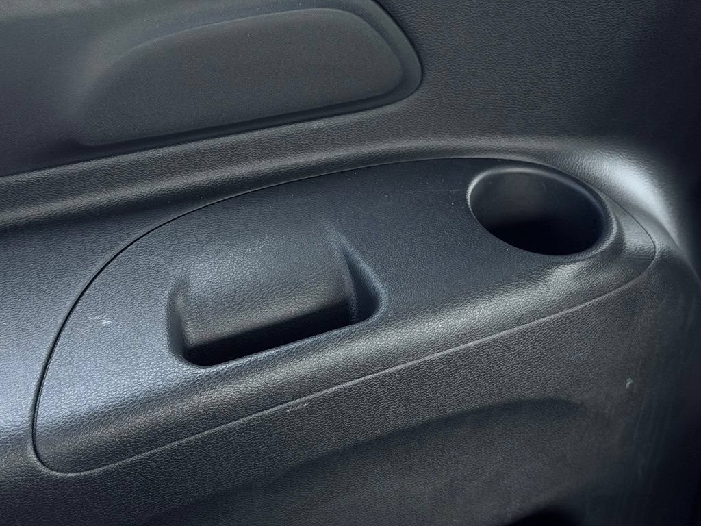 Certified 2025 Chrysler Pacifica Select FWD image 25
