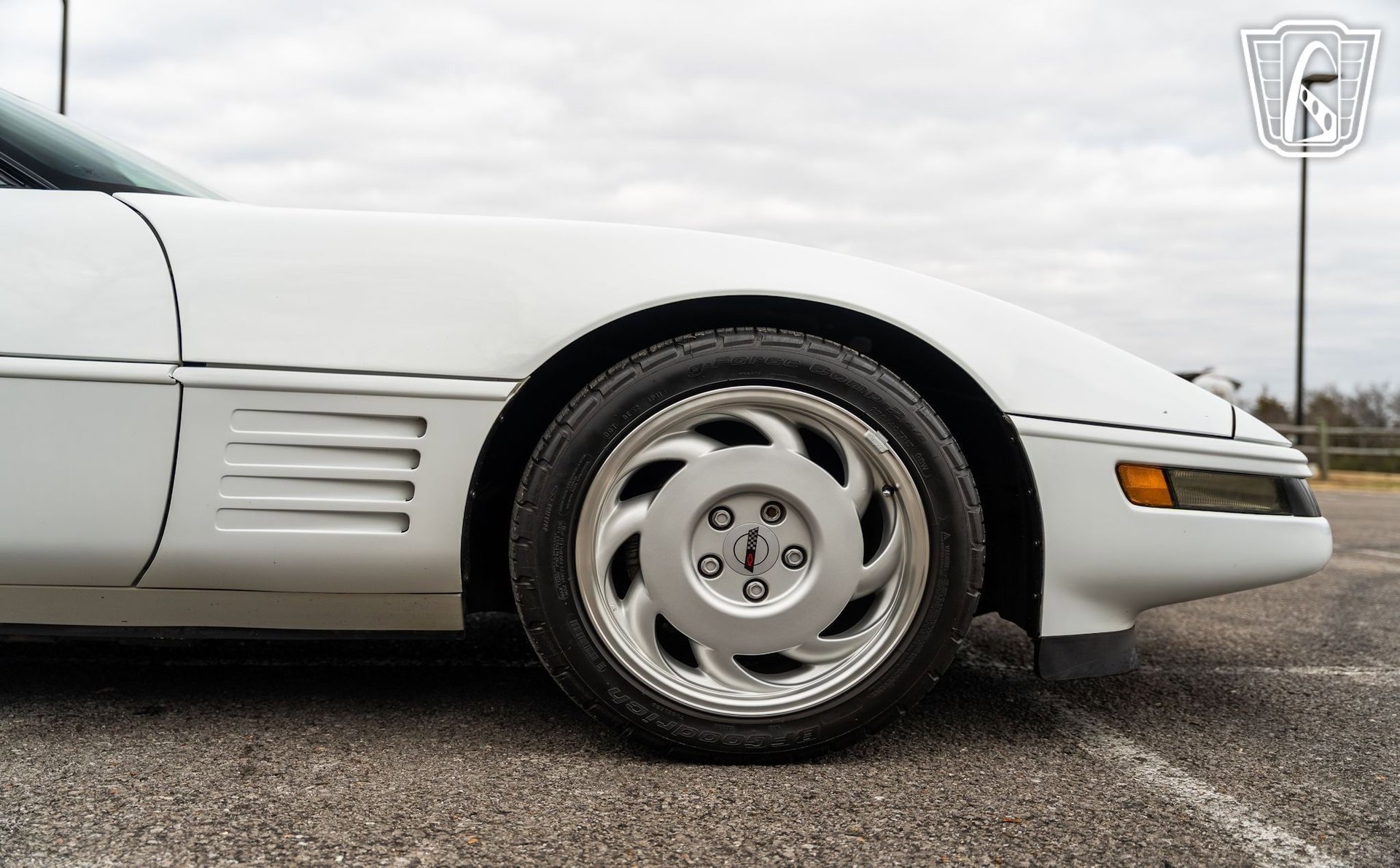 Used 1991 Chevrolet Corvette Coupe image 35