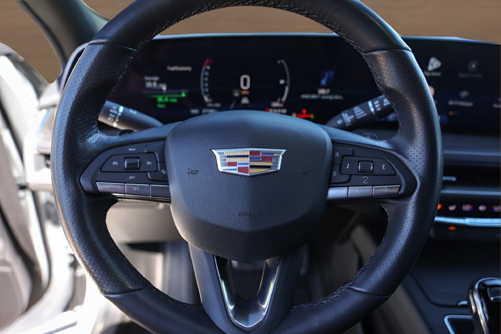 Certified 2025 Cadillac XT4 Sport FWD image 12
