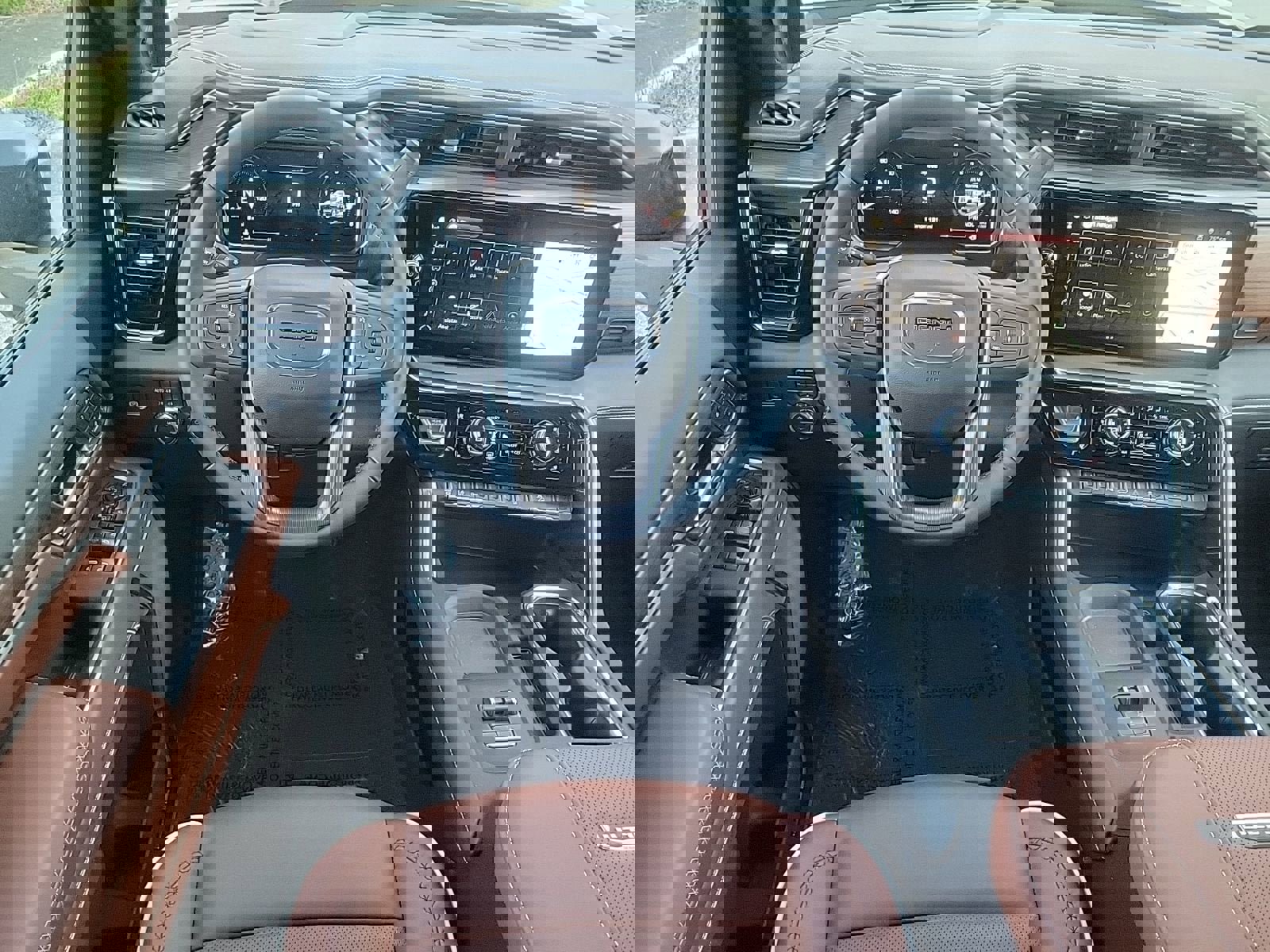 New 2026 GMC Sierra 2500 Denali Ultimate image 13