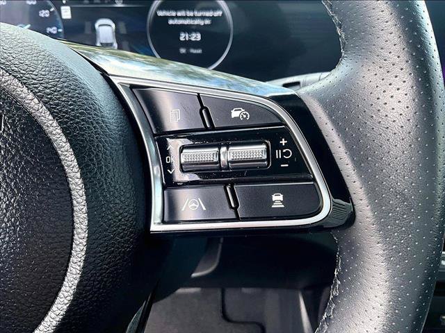 Used 2025 Kia Seltos SX AWD/4WD image 21
