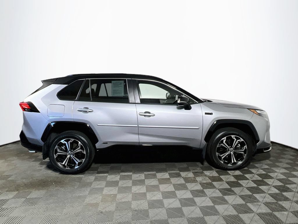 Used 2024 Toyota RAV4 XSE w/ Weather Package AWD/4WD image 8