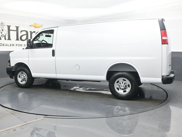 New 2026 Chevrolet Express 2500 w/ Driver Convenience Package RWD image 31