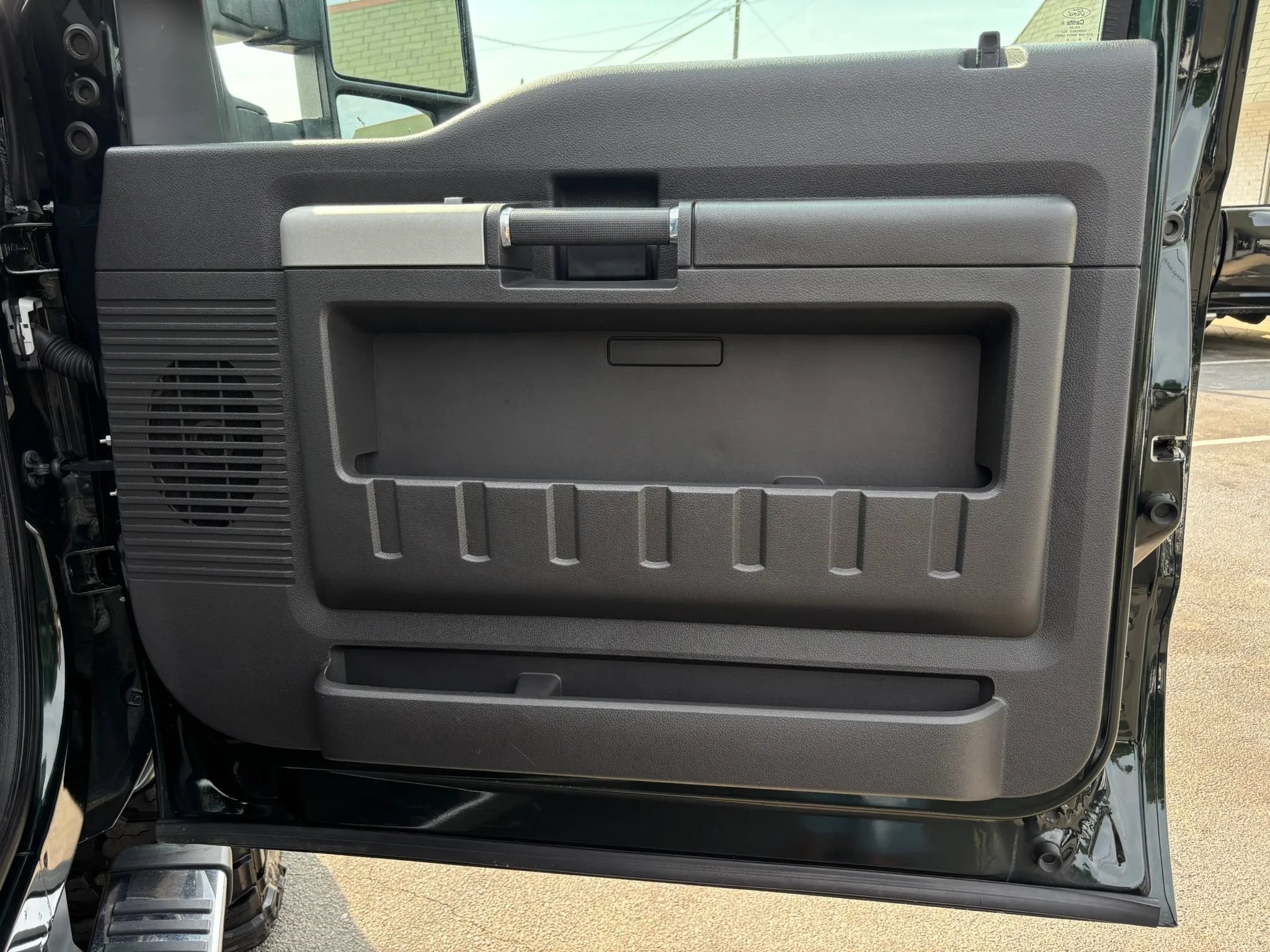 Used 2015 Ford F250 Lariat w/ Chrome Package AWD/4WD image 34