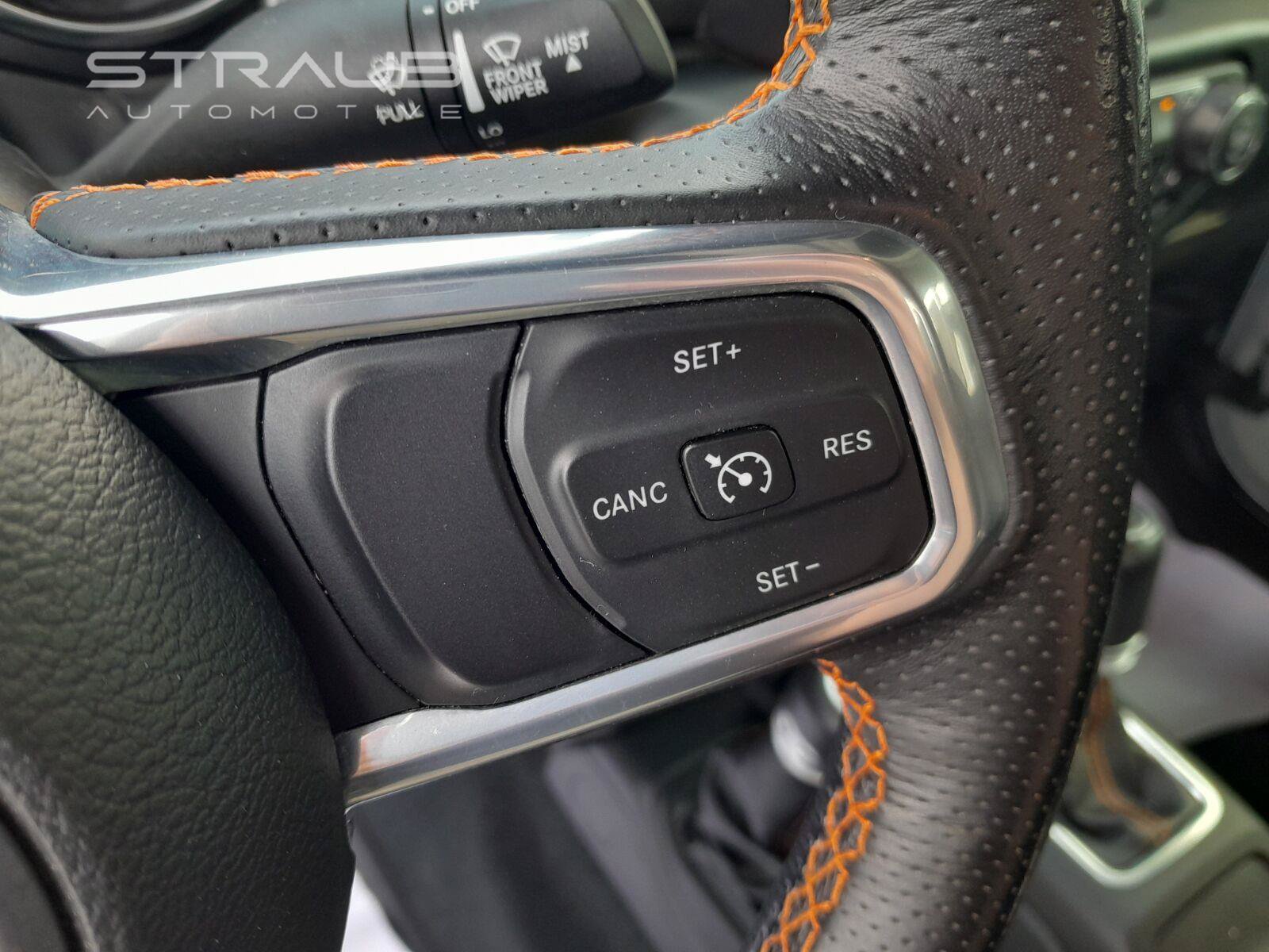 Used 2022 Jeep Gladiator Mojave w/ Cold Weather Group AWD/4WD image 15
