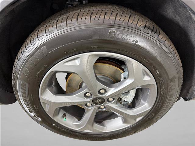 Used 2025 Ford Escape ST-Line Select AWD/4WD image 12