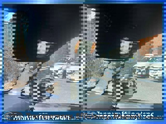 Used 2025 Chrysler Pacifica Select image 31