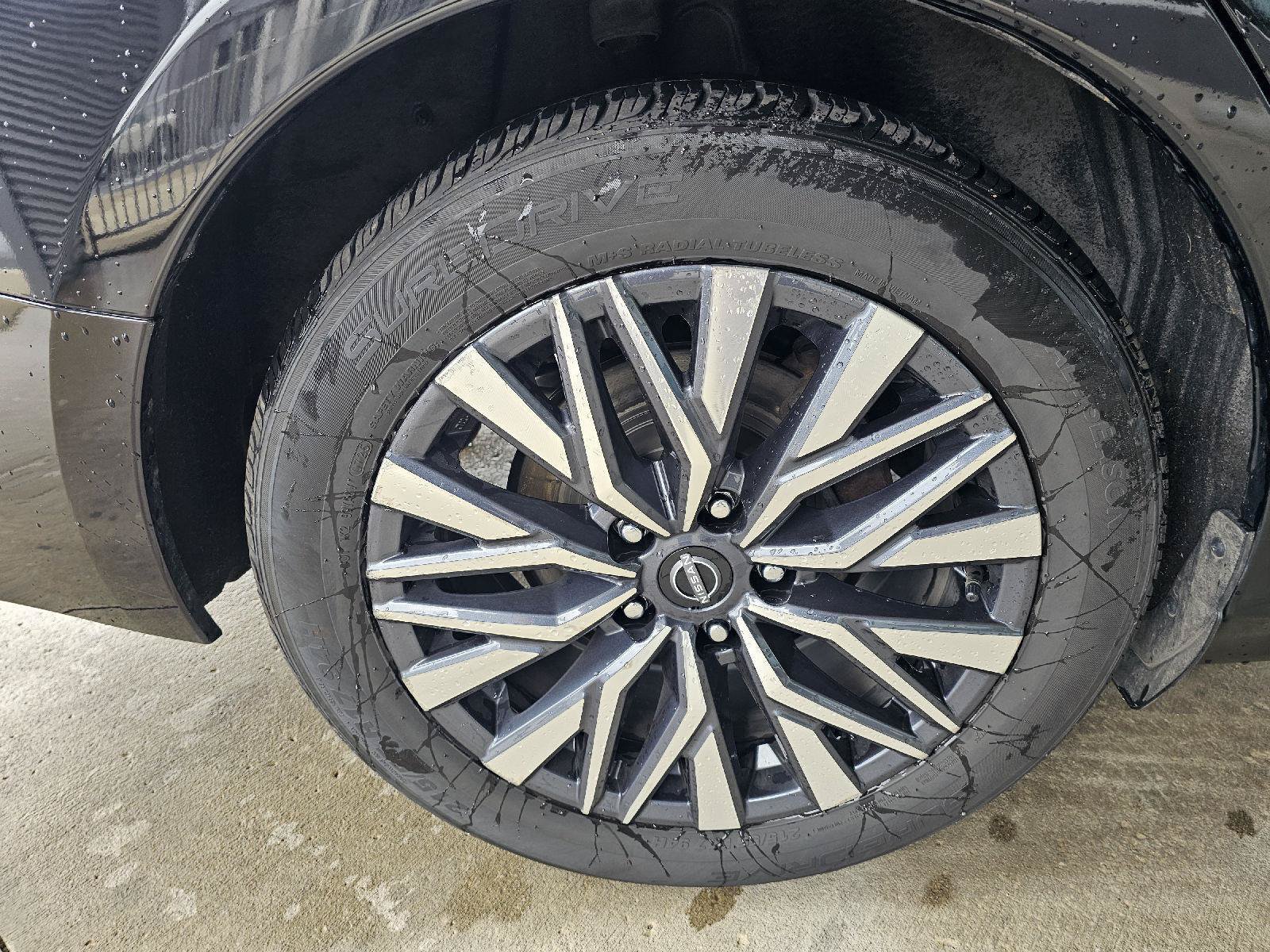Used 2024 Nissan Altima 2.5 SV FWD image 10