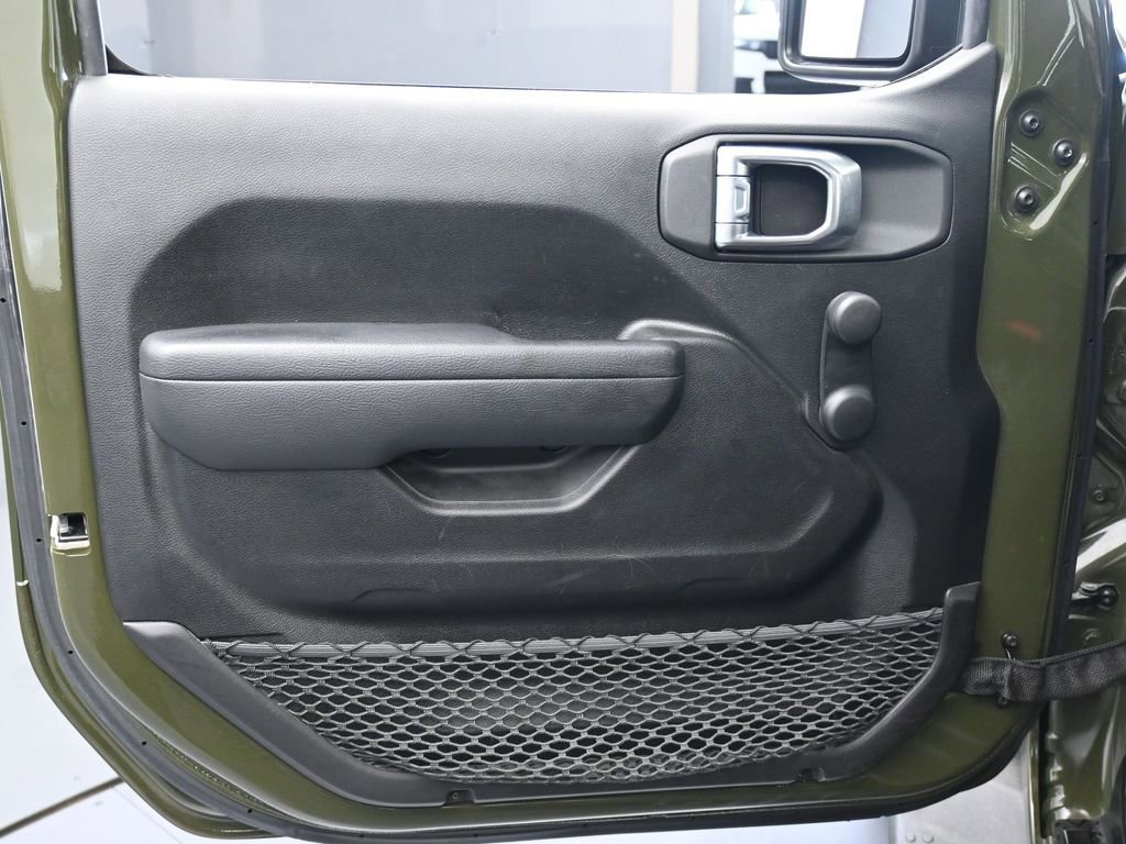 Used 2022 Jeep Wrangler Unlimited Sport image 27