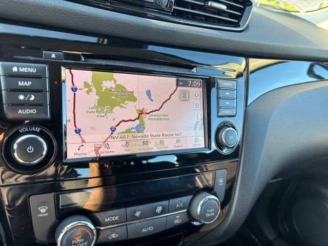 Used 2022 Nissan Rogue Sport SL AWD/4WD image 21