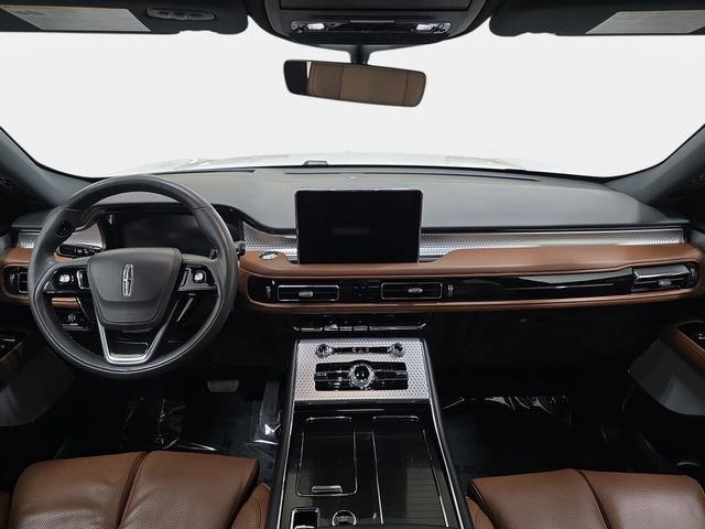 Certified 2023 Lincoln Aviator Grand Touring w/ Equipment Group 301A image 9