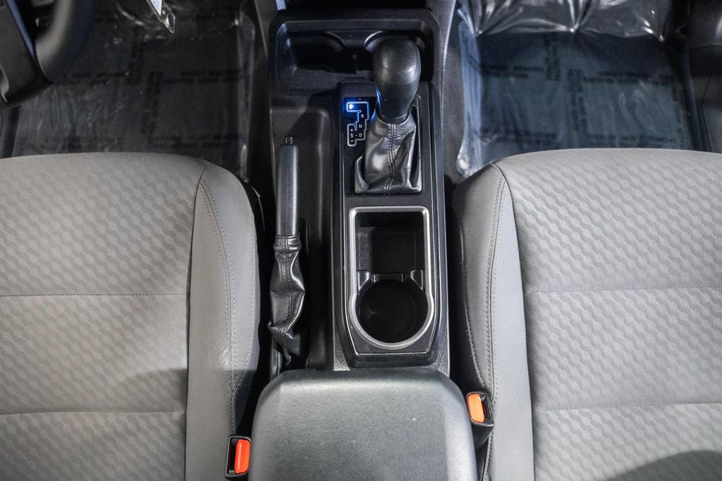 Used 2022 Toyota Tacoma SR w/ SR Convenience Package RWD image 22