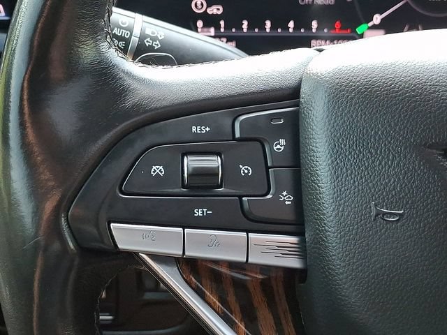 Used 2021 Cadillac Escalade ESV Premium Luxury w/ Driver Assist Tech Package AWD/4WD image 26