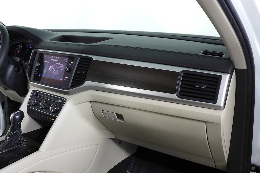 Used 2021 Volkswagen Atlas SE w/ Panoramic Sunroof Package image 14