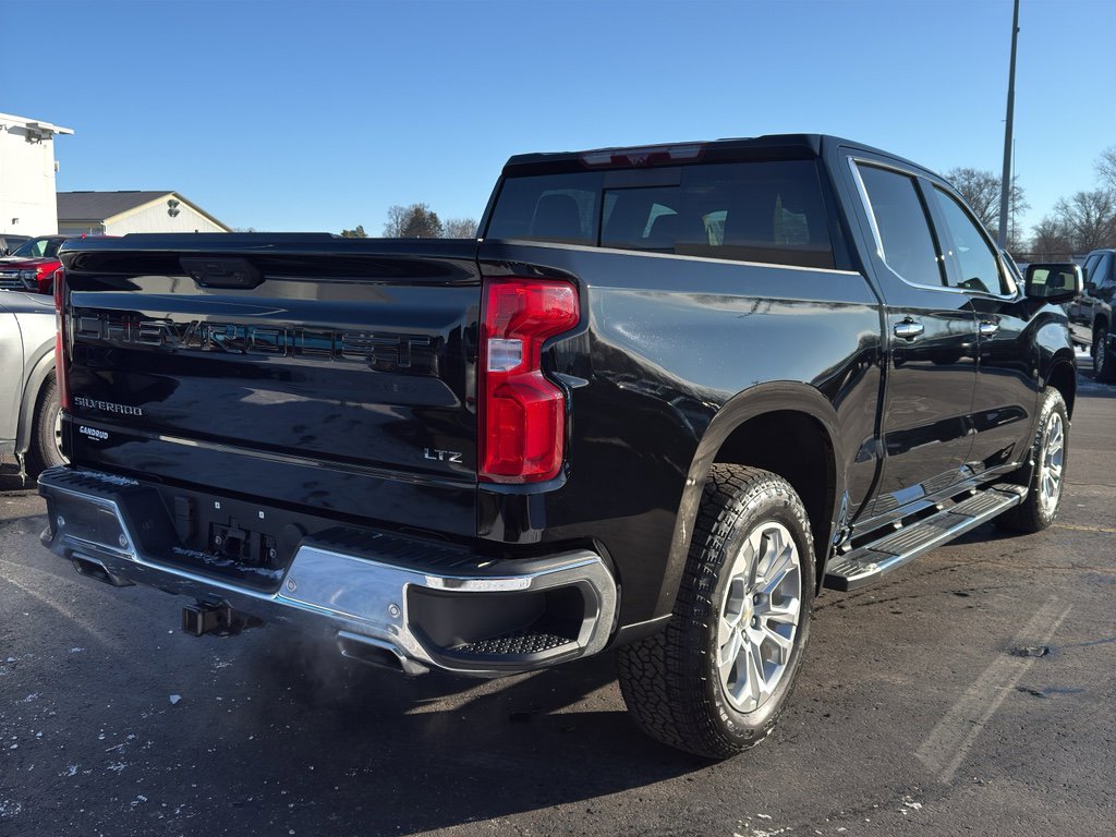 Used 2022 Chevrolet Silverado 1500 LTZ w/ LTZ Premium Package image 5