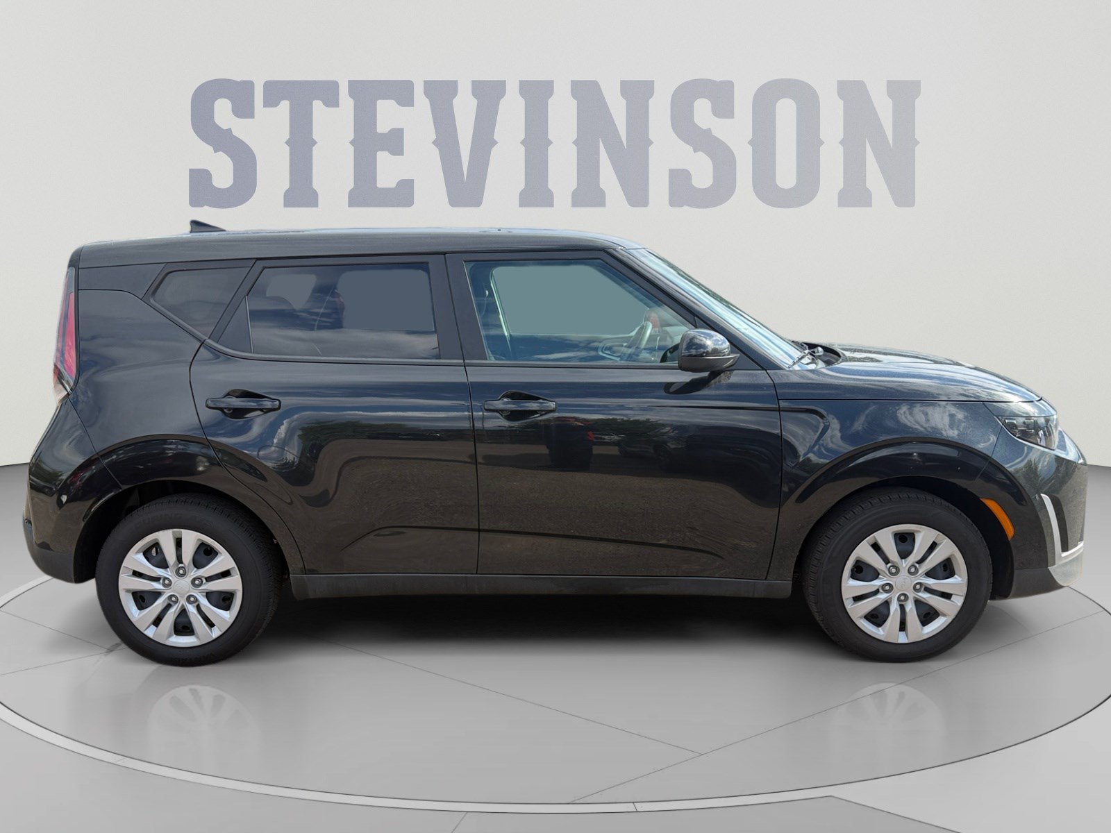 Used 2024 Kia Soul LX FWD image 6
