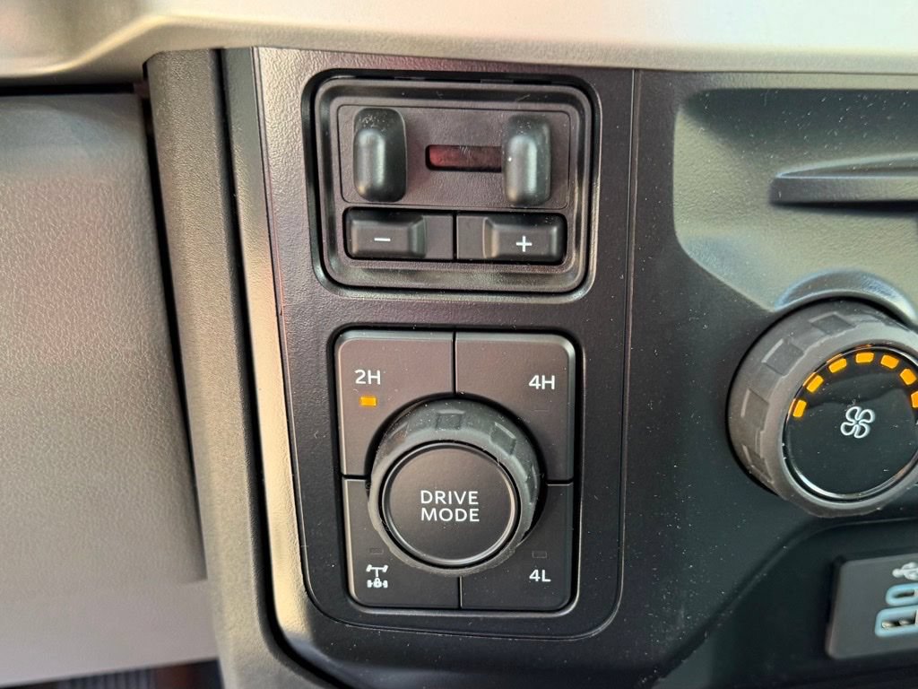 New 2024 Ford F550 4x4 Regular Cab Super Duty w/ XLT Value Package image 24