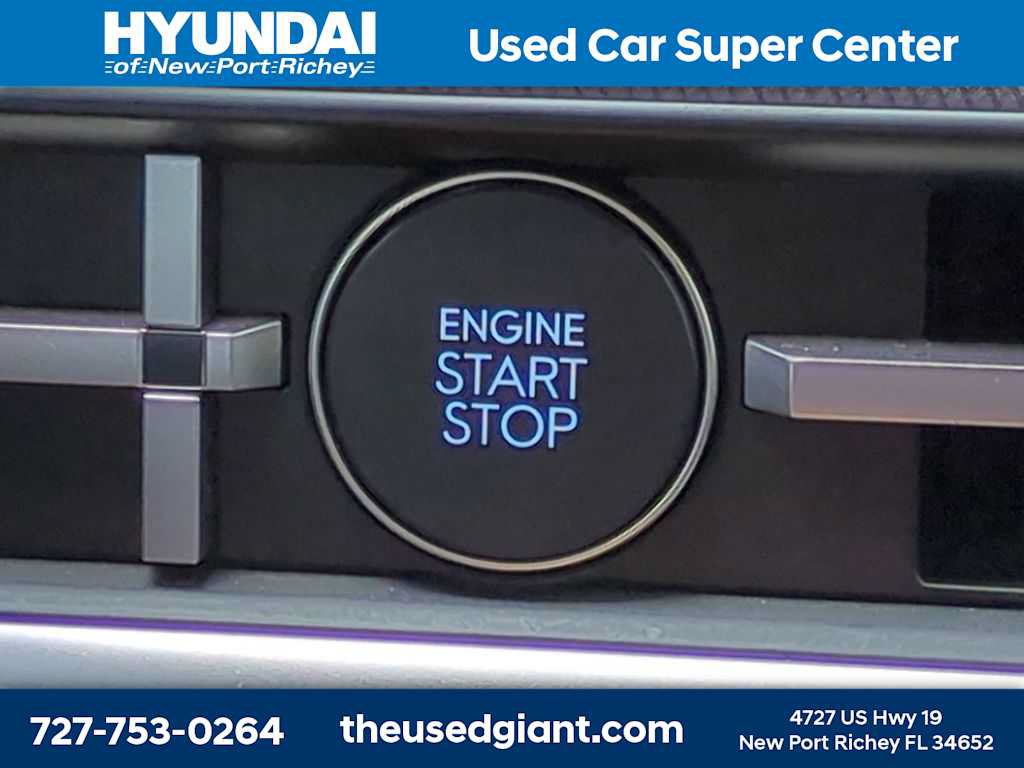Certified 2024 Hyundai Santa Fe SEL FWD image 33