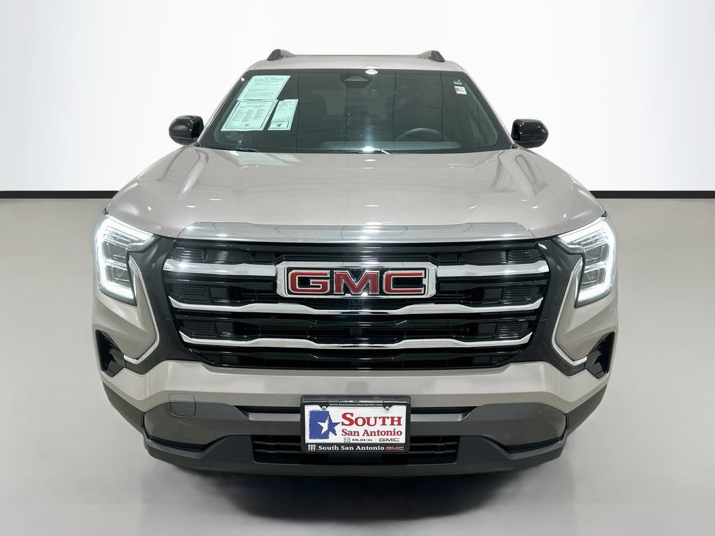 Used 2025 GMC Terrain Elevation w/ Elevation Premium Package AWD/4WD image 2