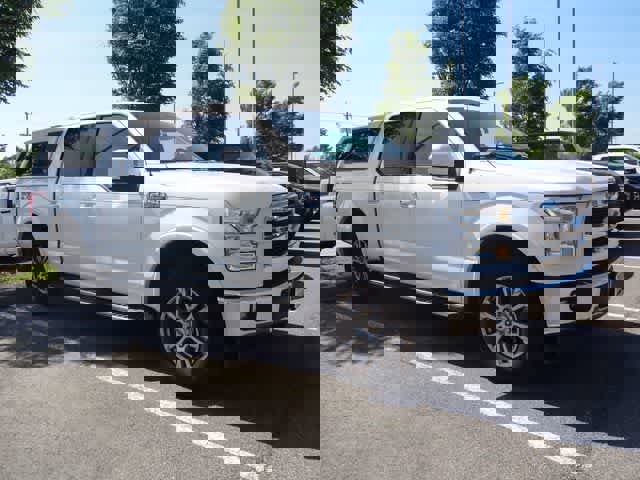 Certified 2017 Ford F150 Lariat w/ Trailer Tow Package AWD/4WD image 3