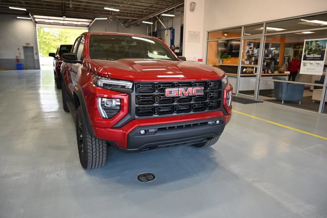 New 2026 GMC Canyon Elevation w/ Convenience Package AWD/4WD image 3