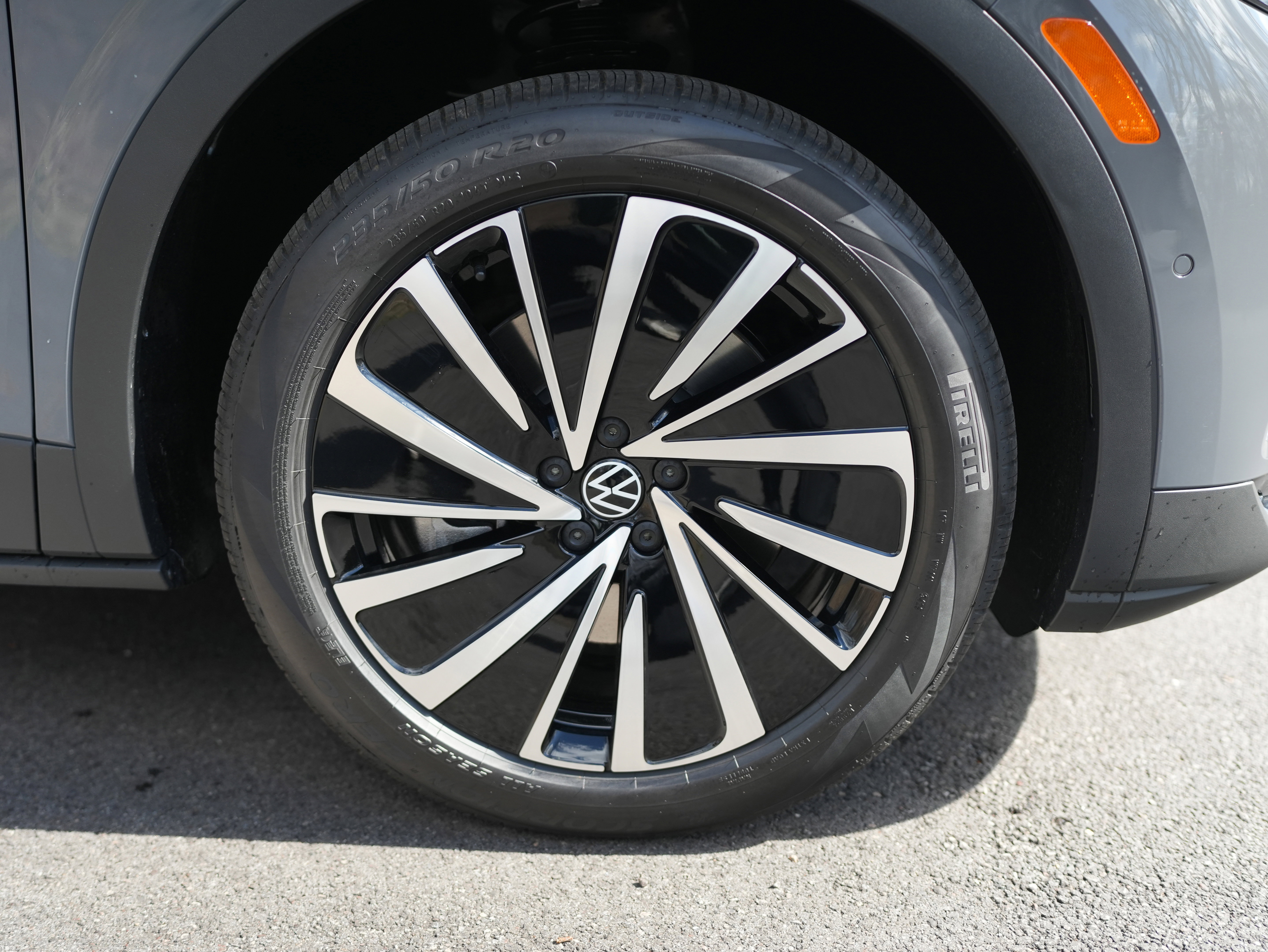 New 2026 Volkswagen ID.4 Pro image 11