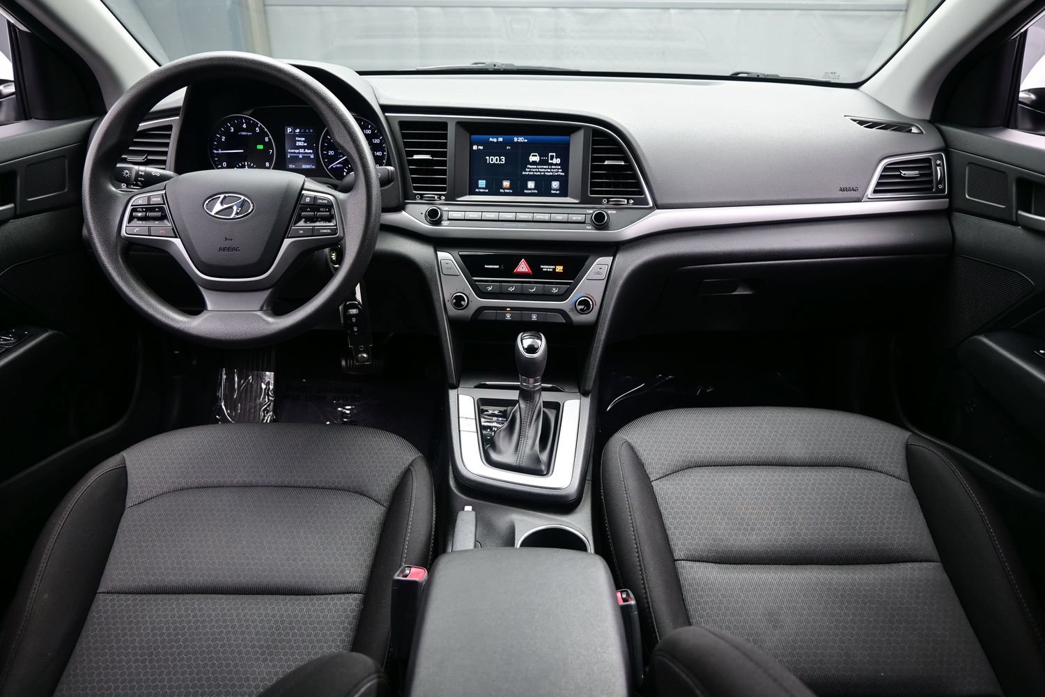 Used 2018 Hyundai Elantra SEL FWD image 16