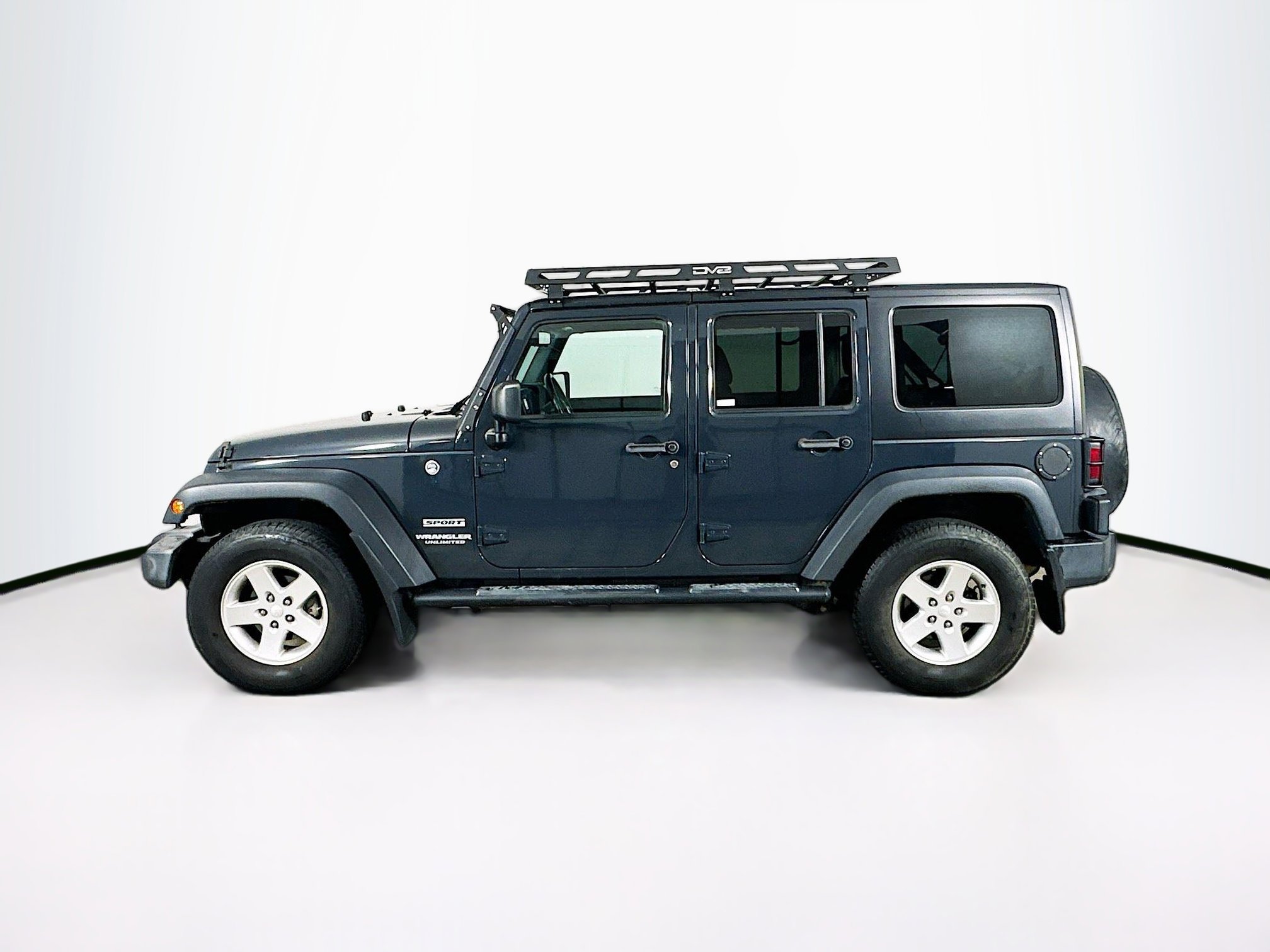 Used 2017 Jeep Wrangler Unlimited Sport w/ Quick Order Package 24S AWD/4WD image 4