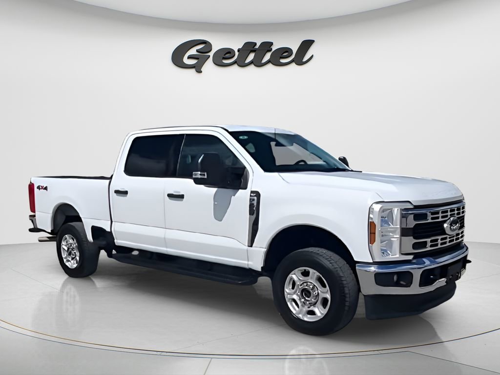 Used 2025 Ford F250 XLT image 2