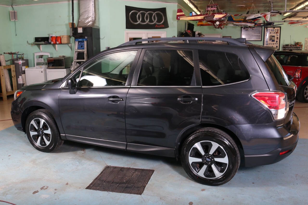 Used 2018 Subaru Forester 2.5i Limited AWD/4WD image 21