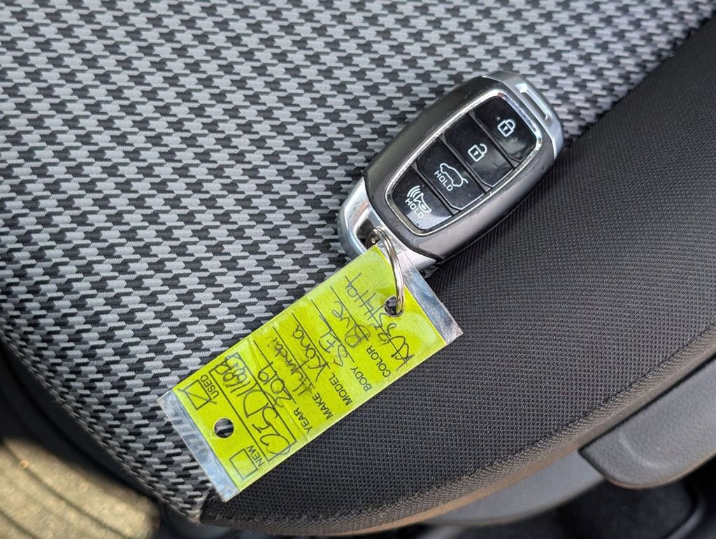 Used 2019 Hyundai Kona SEL image 48