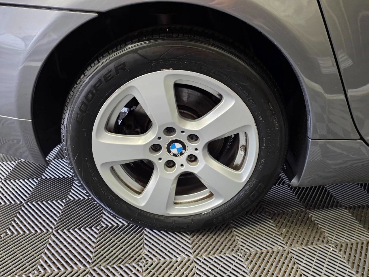 Used 2008 BMW 535xi Sedan image 35