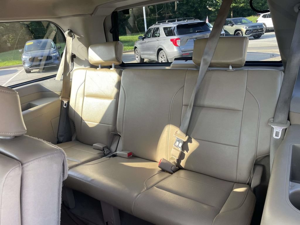 Used 2012 Nissan Armada SL w/ DVD FES Pkg RWD image 11