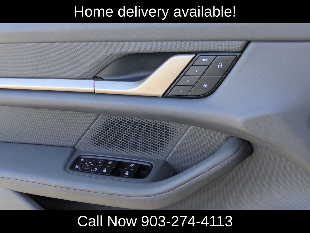 Used 2022 Porsche Taycan 4S AWD/4WD image 23