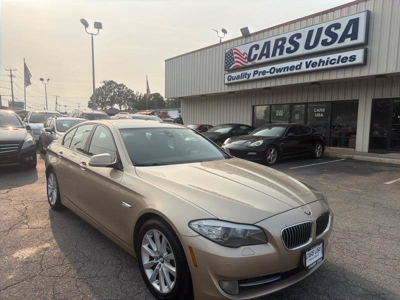 Used 2011 BMW 528i Sedan RWD image 9