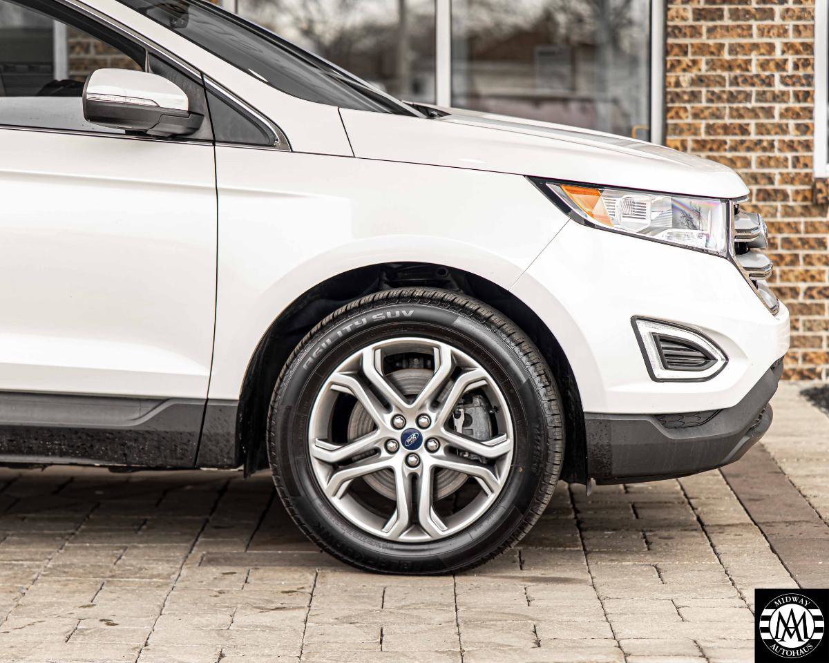 Used 2016 Ford Edge Titanium w/ Technology Package AWD/4WD image 7