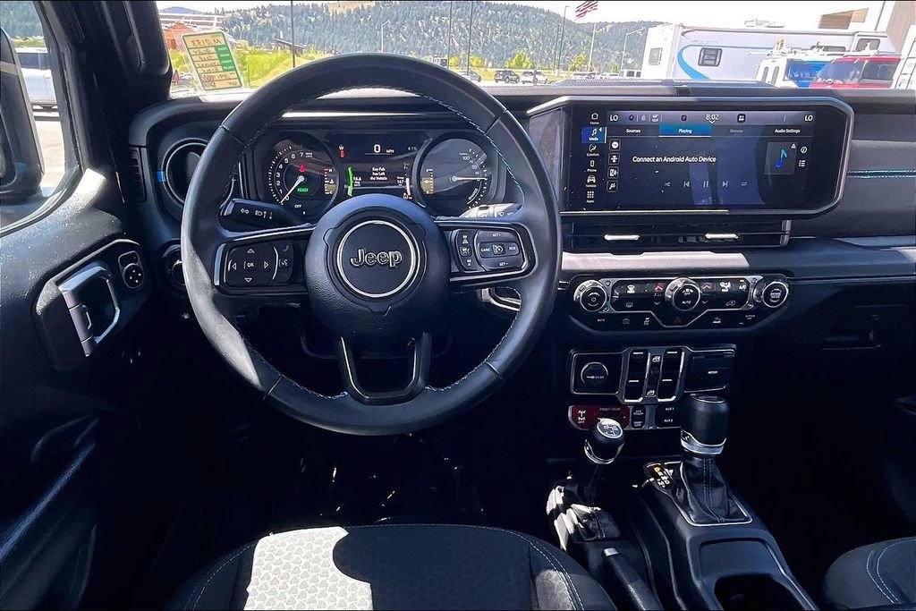 Used 2024 Jeep Wrangler Unlimited Rubicon 4xe AWD/4WD image 5