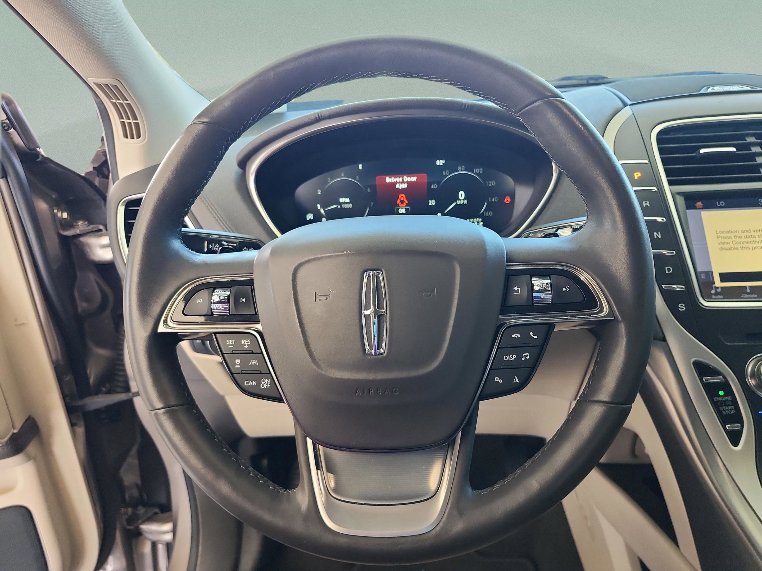 Used 2019 Lincoln Nautilus Reserve image 11