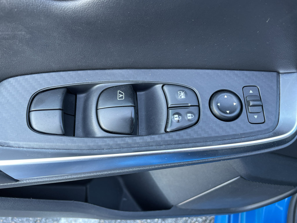 Certified 2024 Nissan Sentra SR image 9