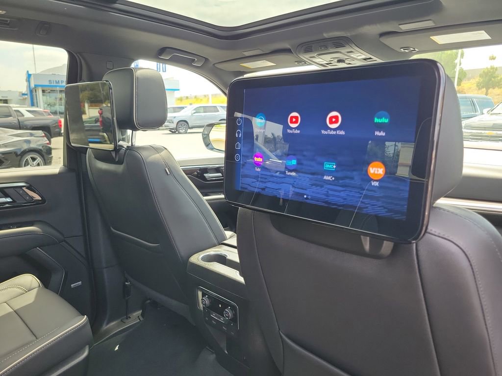 Used 2025 Chevrolet Tahoe Premier AWD/4WD image 23