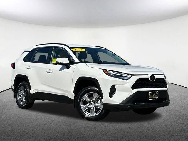Used 2025 Toyota RAV4 LE image 2